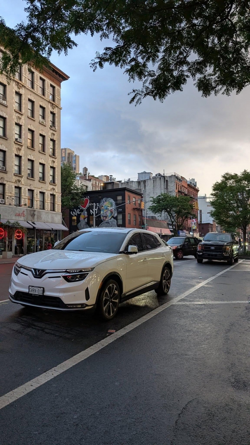 Chủ xe VinFast VF8 nói gì sau hành trình phượt 2.000 km từ Canada đến New York 640916