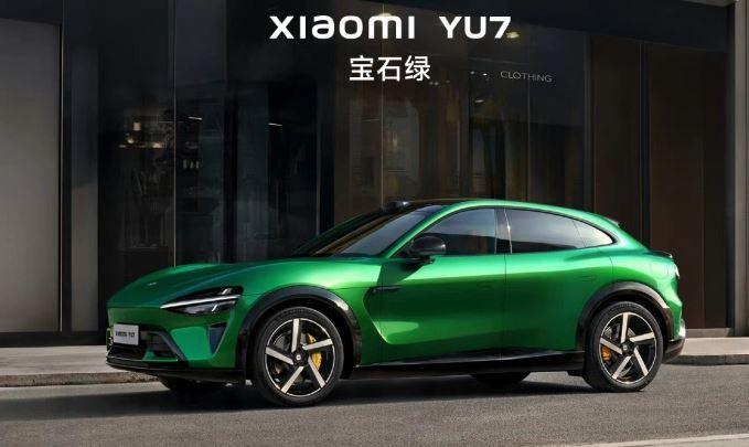 Xiaomi YU7 vừa ra mắt đã gây tranh cãi: Bị so sánh với Ferrari, bị nghi