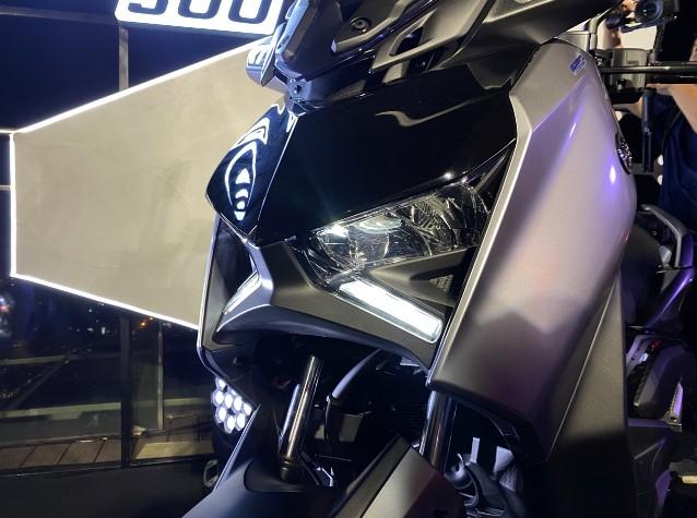 Yamaha XMAX 300 2025 chính thức ra mắt tại Việt Nam: Thêm tiện ích, giá 140 triệu đồng 643183