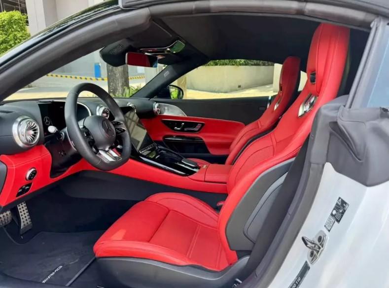Mercedes-AMG SL43 lăn bánh 2.000 km rao bán lại: Cơ hội hiếm cho giới mê xe thể thao 643283