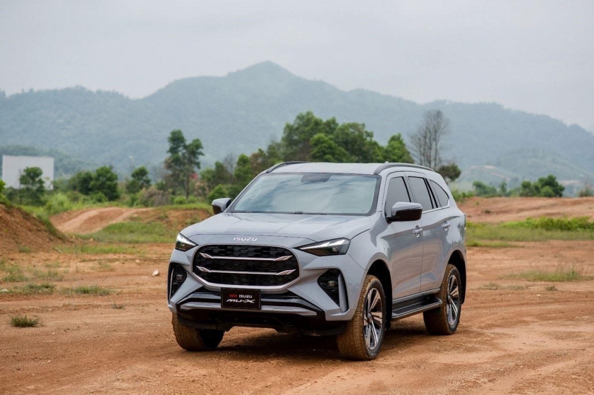 Isuzu mu-X 2025 có đến 5 phiên bản: Phiên bản nào đáng mua nhất 646072