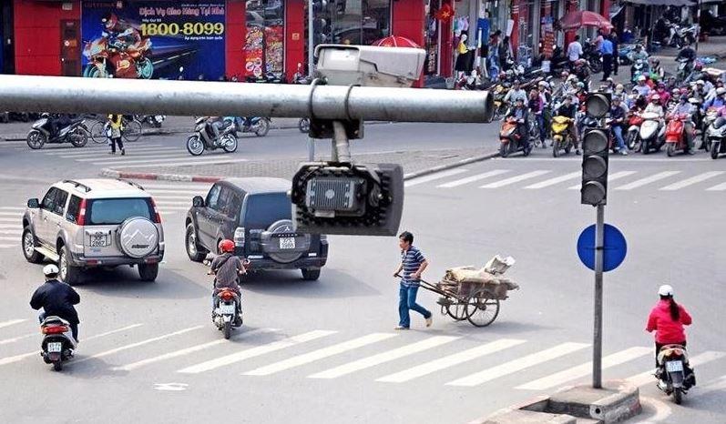 Xe biển tỉnh bị 'tuýt còi nguội' hàng loạt tại Hà Nội với những lỗi quá phổ biến 648338