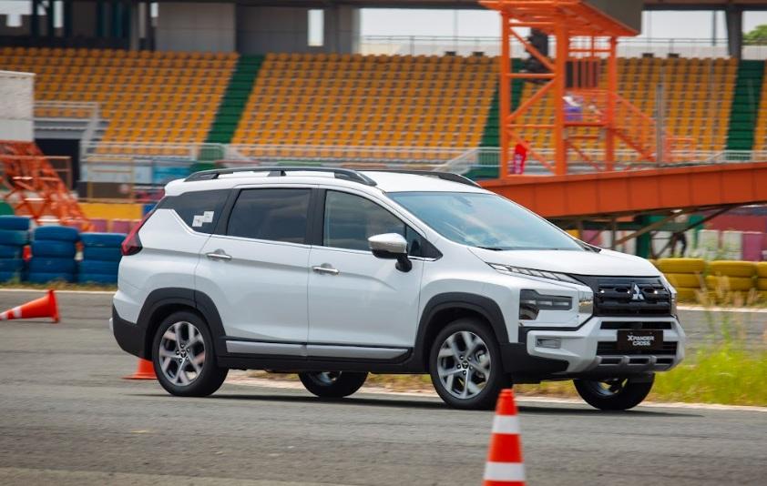 Doanh số ô tô tháng 5/2025: Xe điện lên ngôi, Ford Territory vượt mặt Mazda CX-5 648893