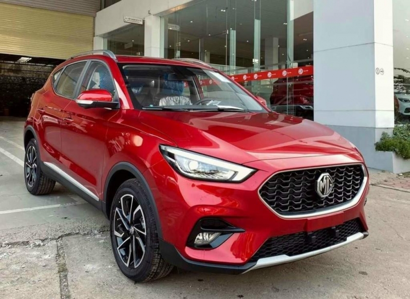Ngân sách hơn 500 triệu, chọn xe gầm cao chạy lướt nào “đáng đồng tiền bát gạo”? 649332