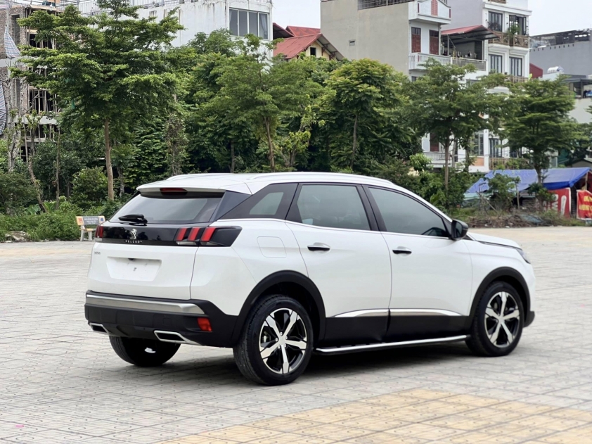 Bảng giá xe Peugeot tháng 6/2025: Nhiều lựa chọn từ SUV đô thị đến MPV cao cấp 654752