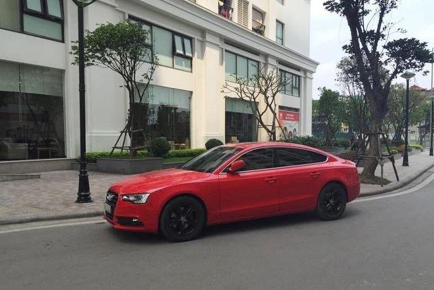 Từ TikTok triệu view đến siêu xe chục tỷ: Cuộc sống hào nhoáng của Cún Bông trước ngày bị bắt 654958