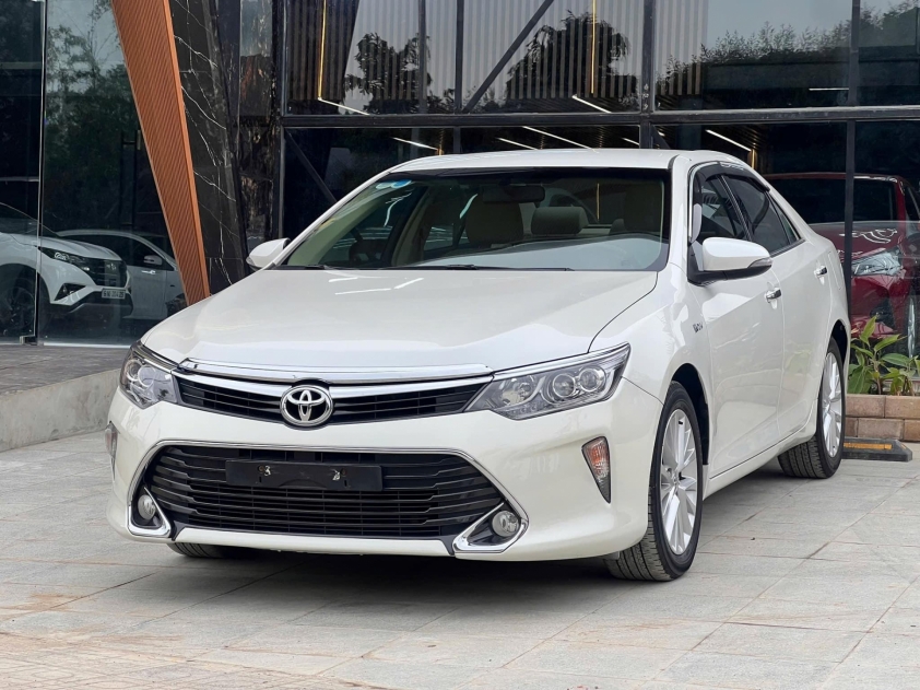Top 10 xe sedan phổ thông cũ giữ giá nhiều nhất 2025 655883
