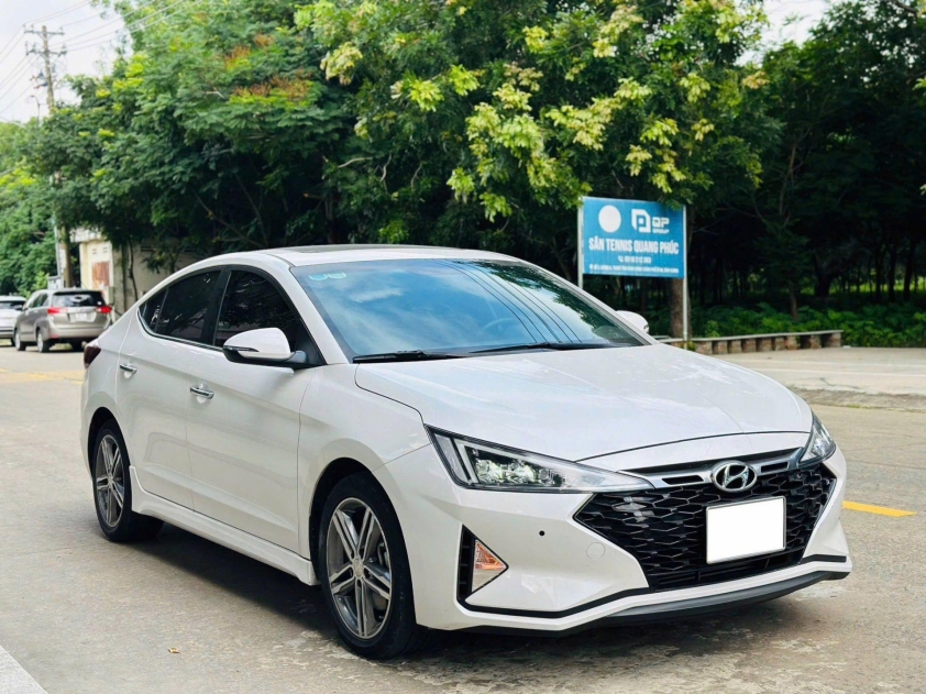 Top 10 xe sedan phổ thông cũ giữ giá nhiều nhất 2025 655885