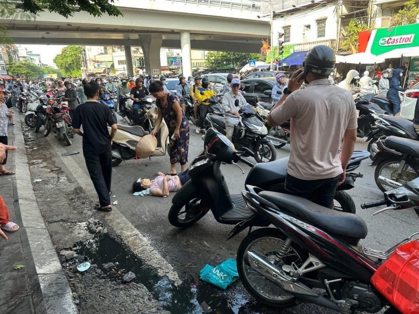 Tai nạn kinh hoàng ở Hà Nội: Bị ô tô hất văng 3 mét, nạn nhân kể lại giây phút