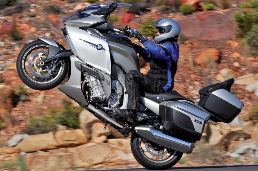 Top 10 xe Touring Nhật - Đức - Mỹ được dân phượt Việt săn đón nhất 2025 663777