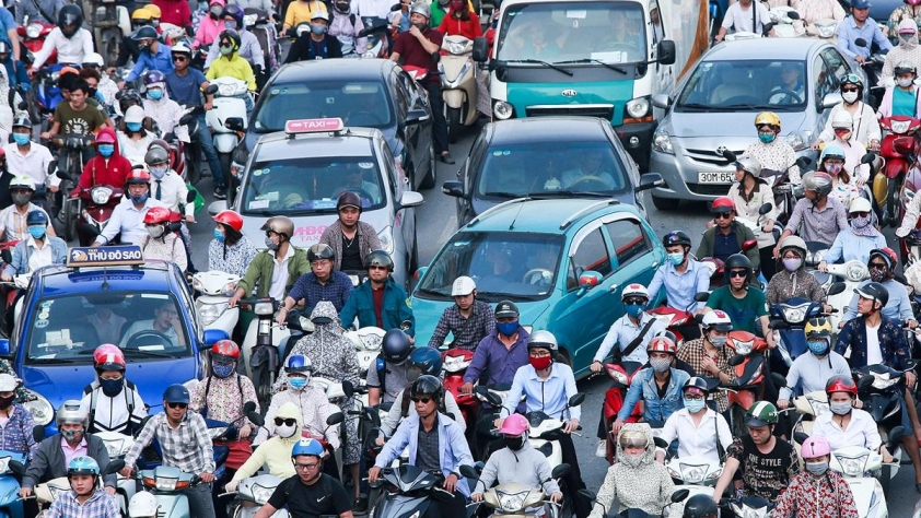 Loạt tuyến đường ở Hà Nội sẽ cấm xe máy xăng từ 2026 665108