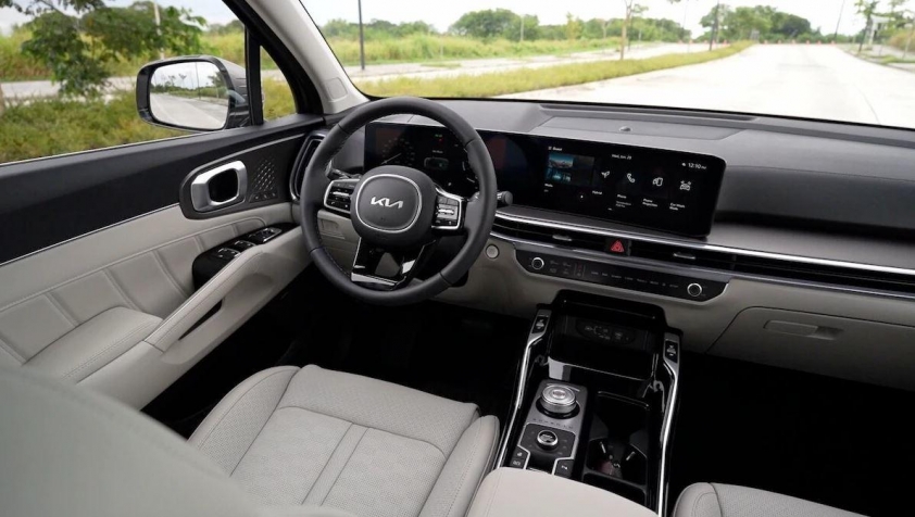 SUV mới rục rịch đổ bộ Việt Nam: Cuộc cạnh tranh từ phổ thông đến hạng sang sắp bùng nổ 665163
