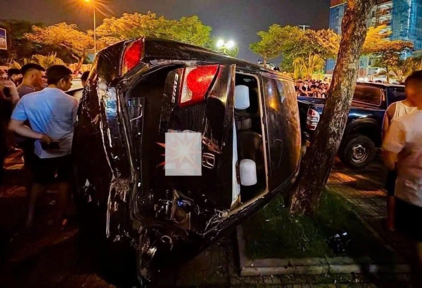 Người hùng áo xanh giữa đêm Hà Nội: Tài xế xe ôm lao vào cứu bé gái trong vụ tai nạn kinh hoàng 666878