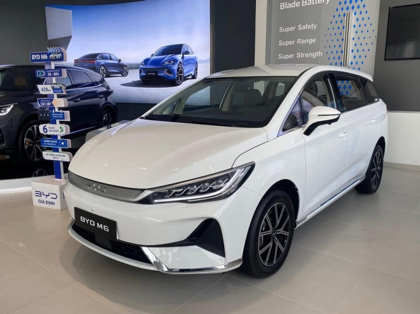 VinFast Limo Green vs BYD M6: So kè hai mẫu xe điện chạy dịch vụ làm mưa làm gió tại Việt Nam 678672