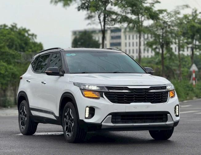 “Xả kho” Kia Seltos: Giá SUV hạng B về gần bằng xe hạng A
