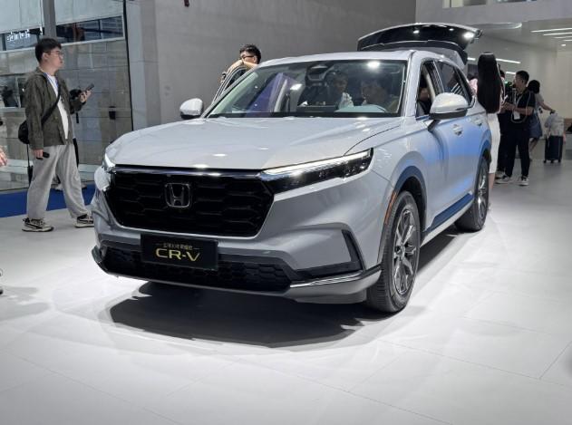 Honda CR-V 30 năm xuất hiện tại thị trường hàng xóm: Thêm công nghệ an toàn, nâng cấp màn hình, giá quy đổi từ 690 triệu đồng 710092