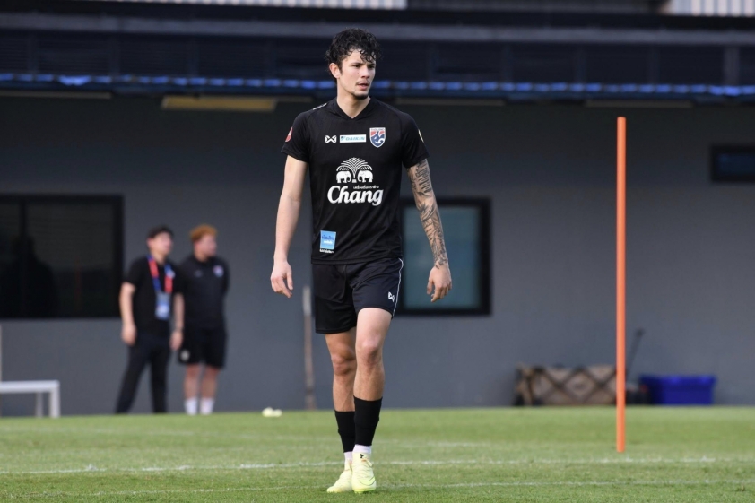 Cựu sao Chelsea chọn đá cho Thái Lan thay vì tuyển Anh 739905