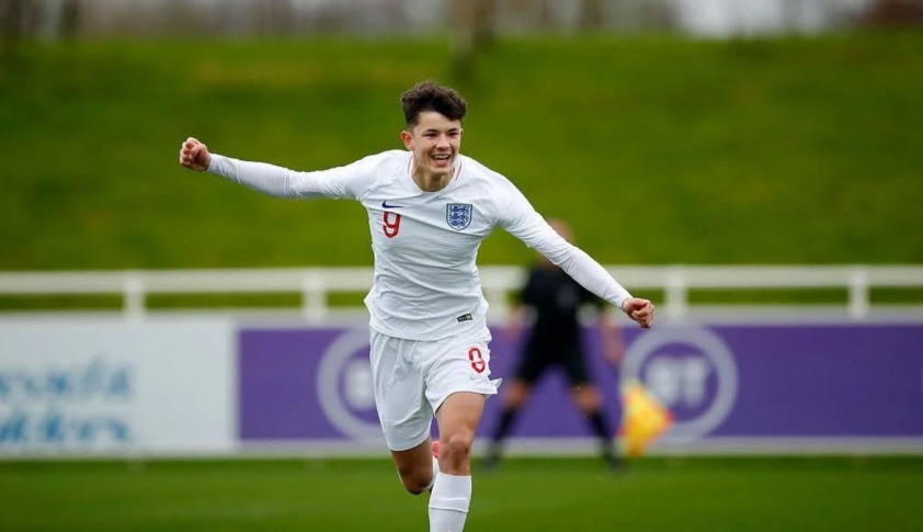 Cựu sao Chelsea chọn đá cho Thái Lan thay vì tuyển Anh 739906