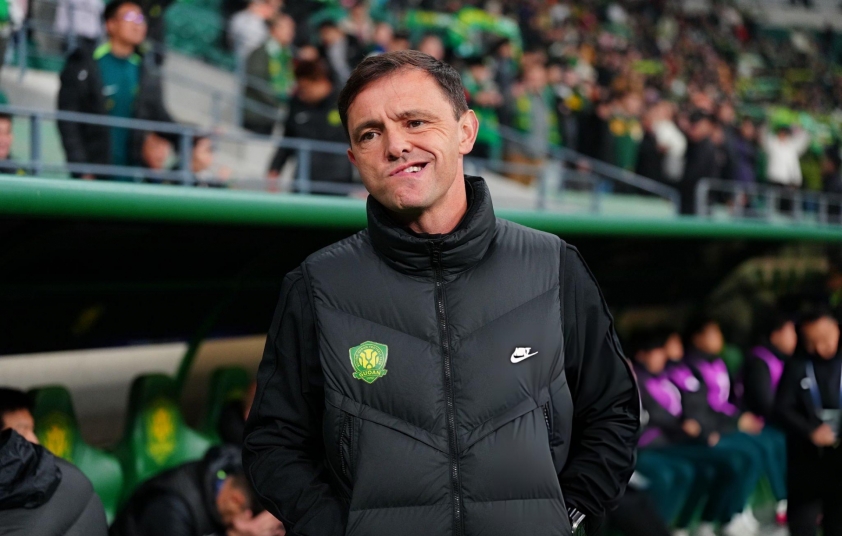 HLV đội Trung Quốc thất vọng tột độ khi thua CAHN 749750