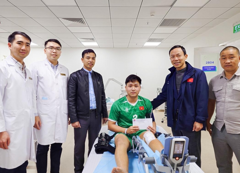 VFF hành động với cầu thủ Việt Nam bị đứt dây chằng 5 VFF-WM-3-7