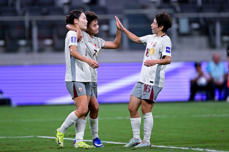 ĐKVĐ Trung Quốc thắng dễ ở trận ra quân Asian Cup 801633