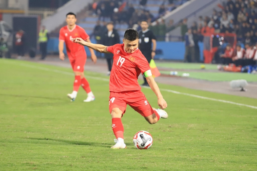 Quang Hải không ngừng gây sốt ở AFF Cup 2024 570549