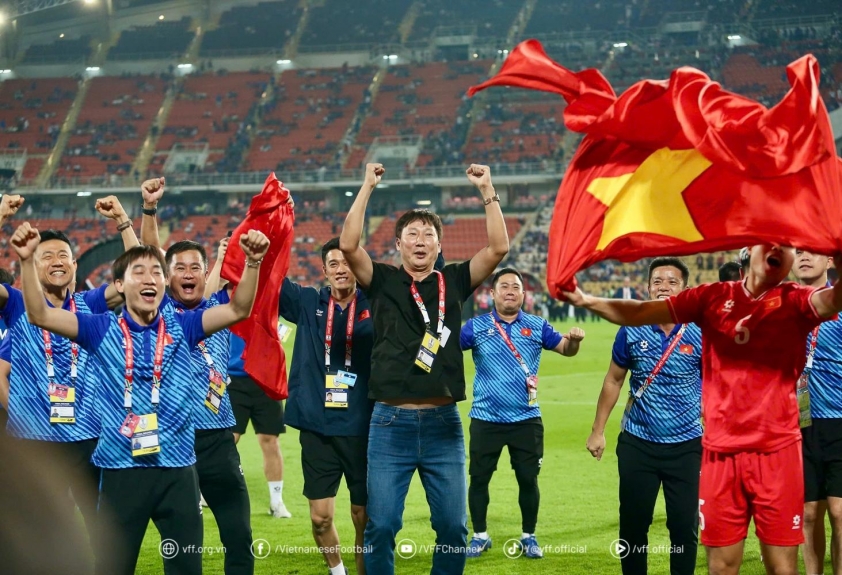 ĐT Việt Nam nhận số tiền thưởng khổng lồ sau AFF Cup