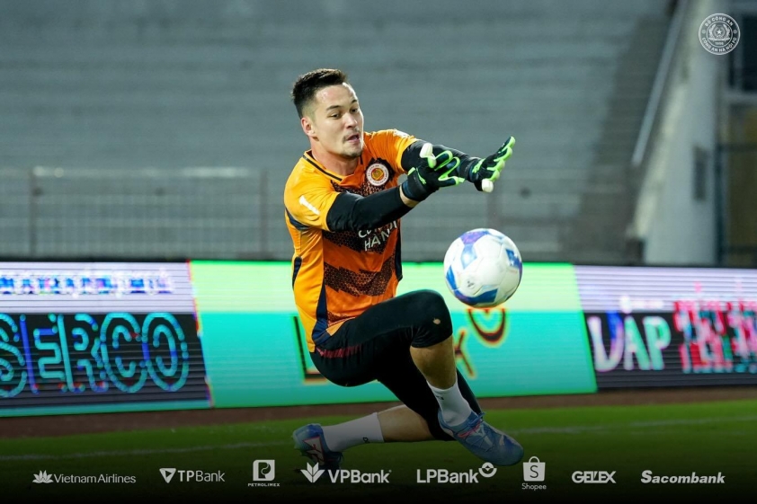 Filip Nguyễn liệu có muốn ra nước ngoài thi đấu? 635091