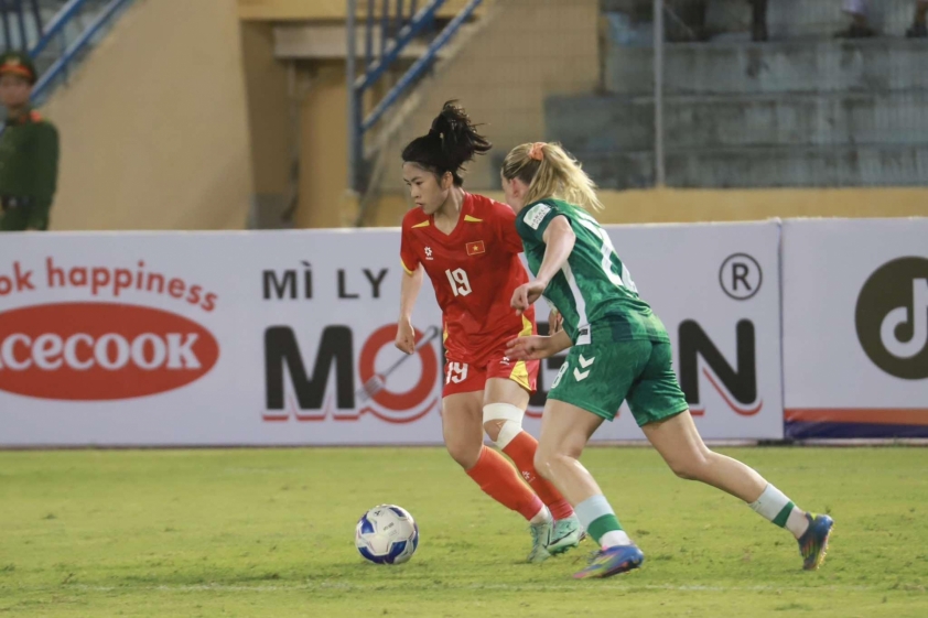Trực tiếp ĐT nữ Việt Nam 0-1 Werder Bremen: Áp đảo 635785
