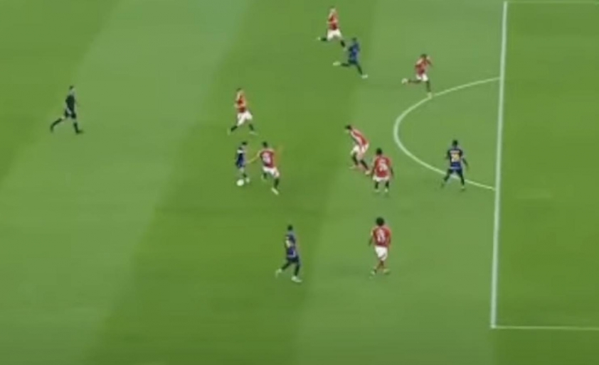 Trực tiếp ASEAN All-Stars 0-0 MU: Hai Long quá hay 641619