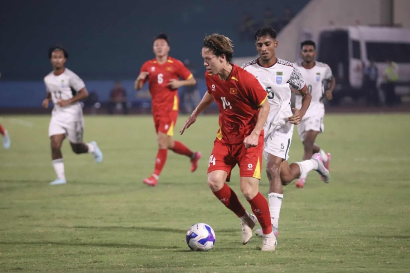 CĐV Bangladesh bức xúc sau thất bại trước U23 Việt Nam 4 CĐV Bangladesh đồng loạt phản ứng khi thua U23 Việt Nam 697225