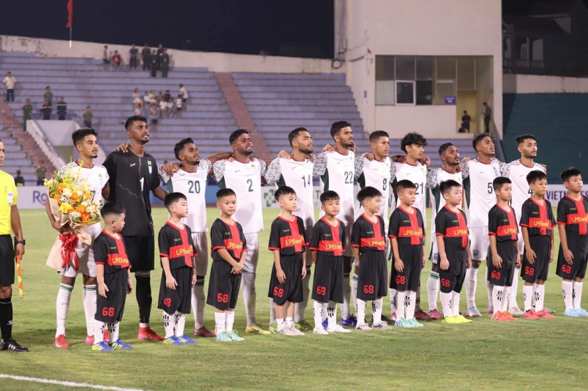 CĐV Bangladesh bức xúc sau thất bại trước U23 Việt Nam 5 CĐV Bangladesh đồng loạt phản ứng khi thua U23 Việt Nam 697226