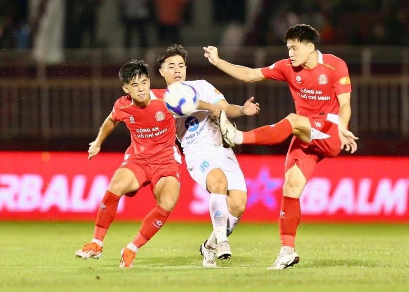 Hai cầu thủ bị treo giò ở vòng 4 V-League 705640