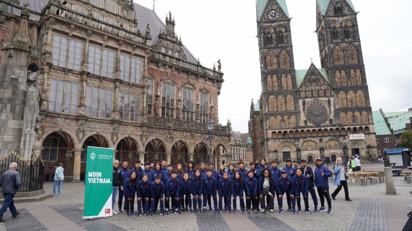 U17 nữ Việt Nam trải nghiệm 1 ngày ở Bremen 708859