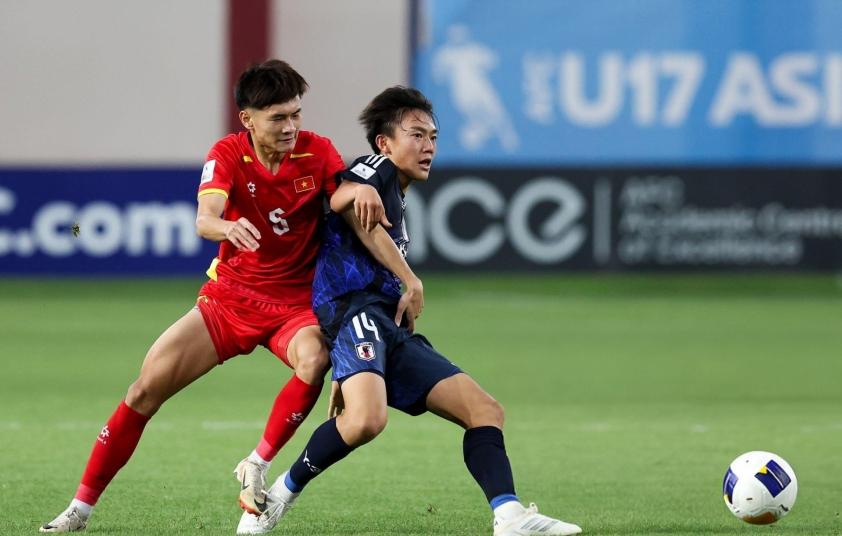 VFF thăm tuyển thủ U18 Việt Nam dính chấn thương 709868