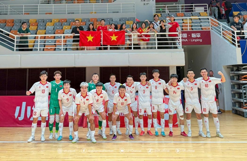"Tuyển Việt Nam trở về sau 3 trận đấu tại giải châu Á" 4 U18VN