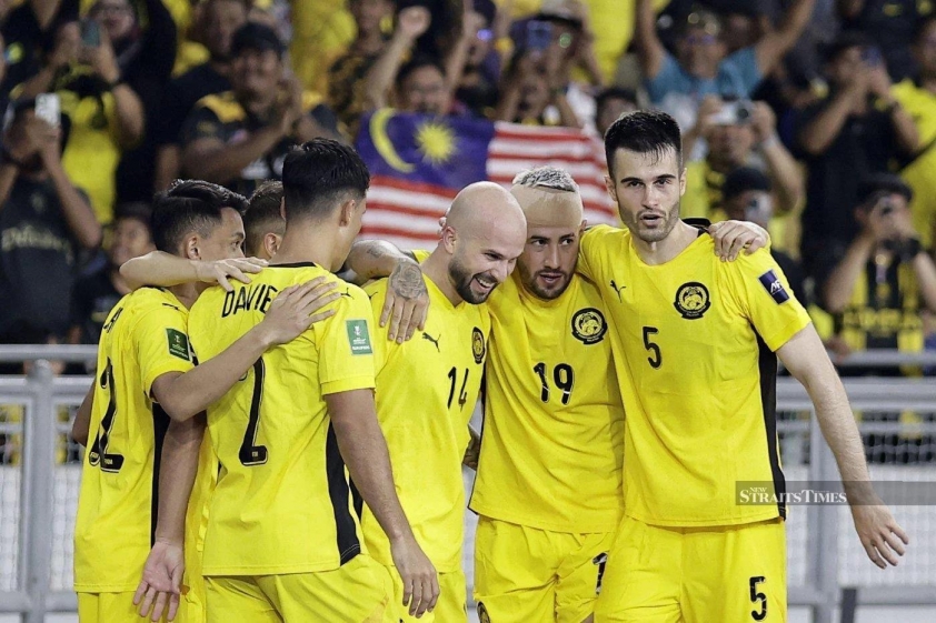 FIFA phạt nặng Malaysia vì nhập tịch trái phép trong trận thắng ĐT Việt Nam 5 CHÍNH THỨC: FIFA phạt nặng Malaysia vì nhập tịch trái phép ở trận thắng ĐT Việt Nam 711768