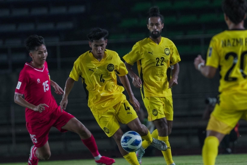 CĐV Đông Nam Á sôi nổi phản ứng khi Malaysia thắng Lào khó khăn 5 CĐV Đông Nam Á đồng loạt phản ứng khi Lào cầm hòa Malaysia 719282