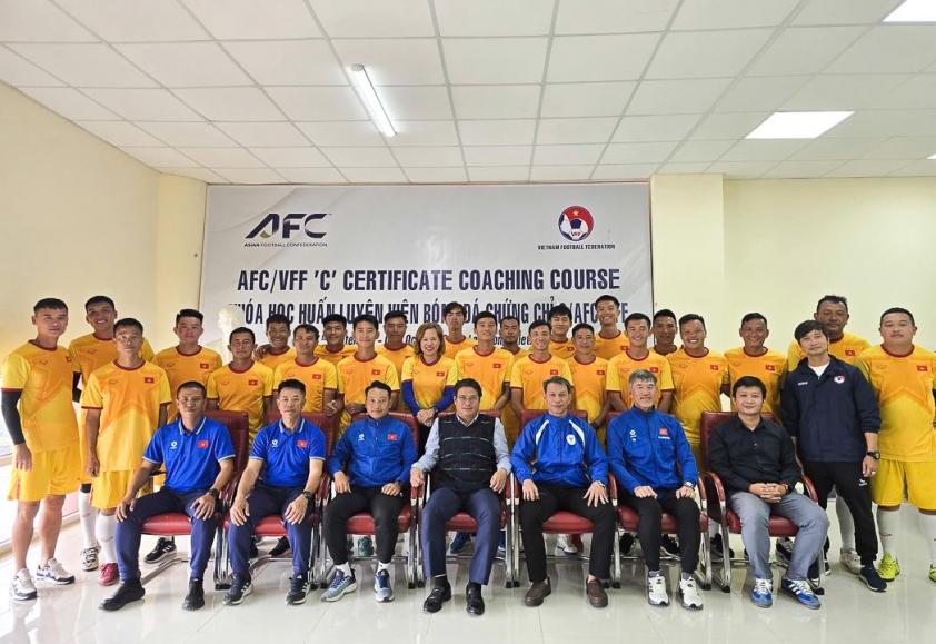 QBV Việt Nam 2008 tham gia khóa học HLV của AFC 719938
