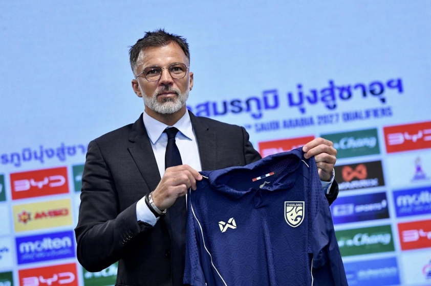 HLV Anthony Hudson tự tin đưa ĐT Thái Lan dự VCK Asian Cup 2027