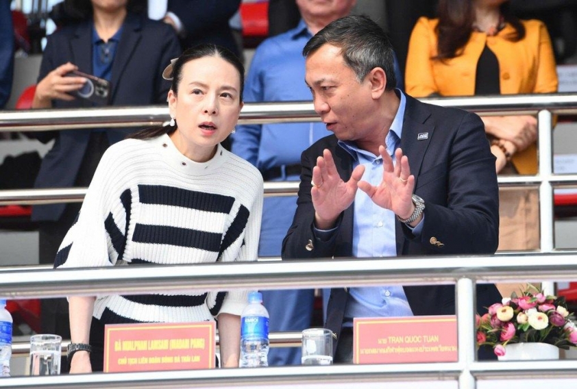 Chủ tịch LĐBĐ Thái Lan xin lỗi VFF về sự cố quốc kỳ Việt Nam 4 571433336_1373840441382377_546034607845969984_n