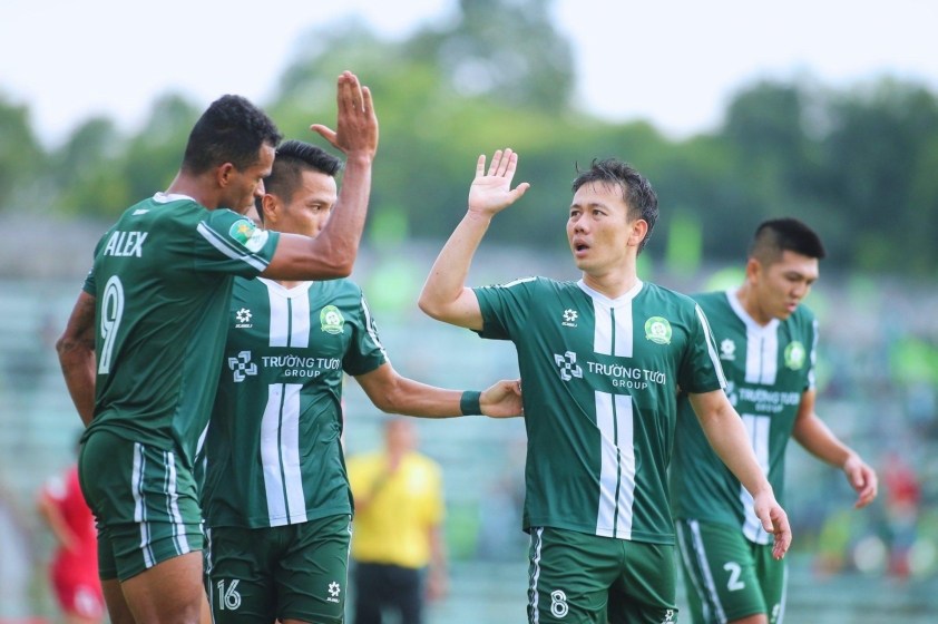 Công Phượng trở lại, đội hạng Nhất sở hữu hàng công cực khủng 731420