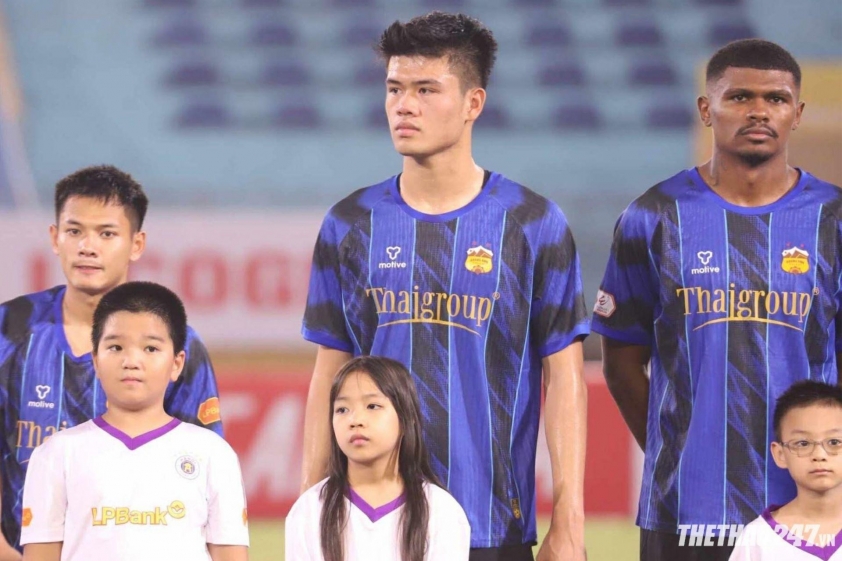 HLV khen trung vệ cao nhất lịch sử ĐT Việt Nam sau bàn thắng phút 100 738157