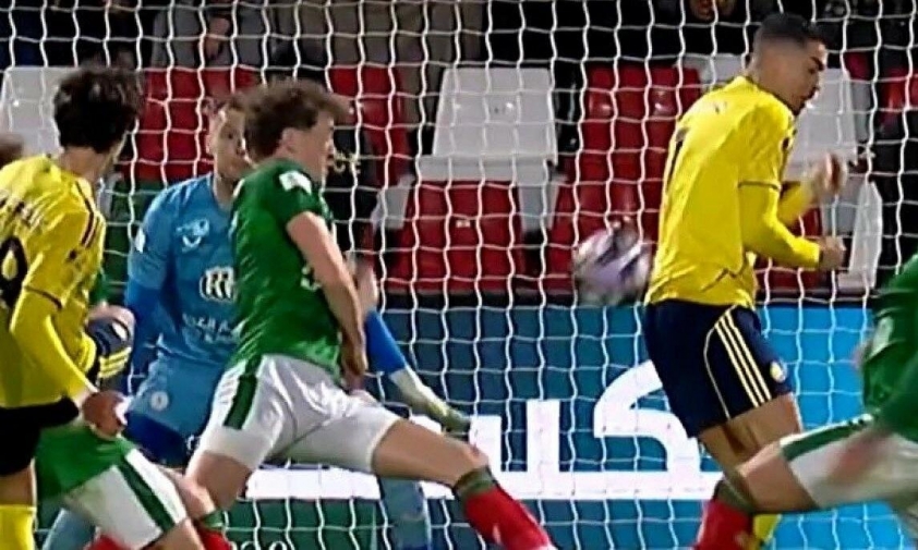 Ronaldo ghi bàn lưng, Al Nassr vẫn trắng tay trước đối thủ 4 ronaldo-joao-felix-jpeg-176712-8376-6531-1767123115