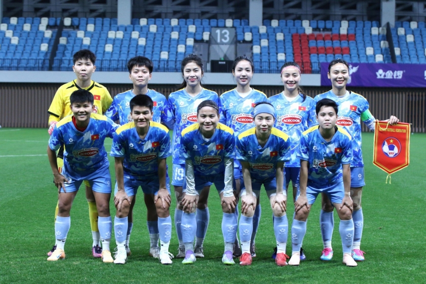 HLV Mai Đức Chung hài lòng về giao hữu với Trung Quốc 793240