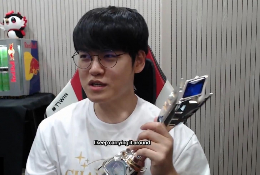 T1 Gumayusi: 'Danh hiệu FMVP năm nay đặc biệt hơn khi được Uzi trao tận tay' 738849