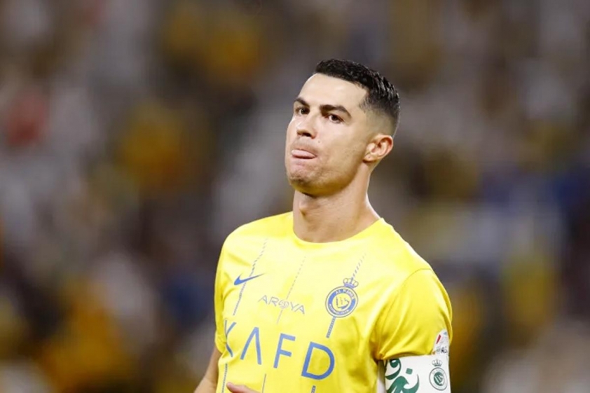 Ronaldo Bỏ Phiếu Trao Giải Quả Bóng Vàng, Thể Hiện Sự Bất Bình với Kết Quả Gần Đây