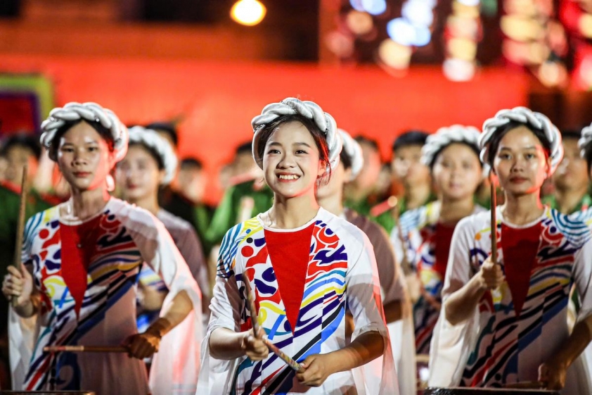 Lễ khai mạc Giải bóng đá Công an, Cảnh sát các nước ASEAN mở rộng 2025: “Bản hòa ca của thể thao, nghệ thuật và tình hữu nghị”. 663020