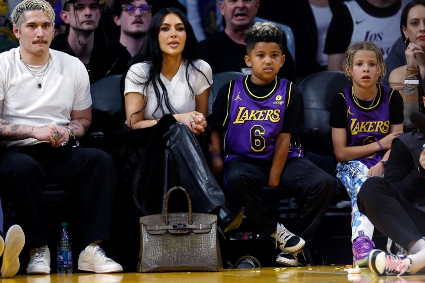 kim-kardashian-birkin-court-031924-tout-499ef497843649ef9c2d7b512b6870fe-1710996479.jpg