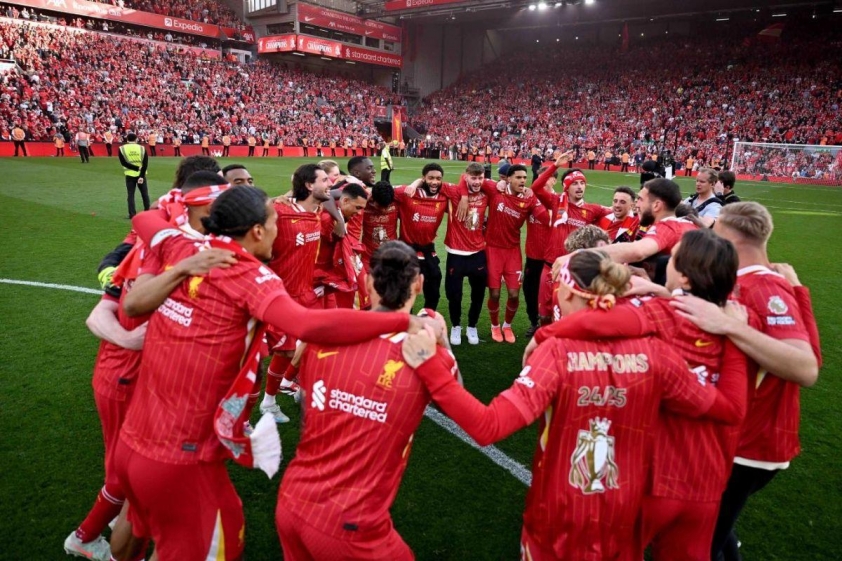The Reds sắp nhận mức thưởng kỉ lục của CLB (Ảnh: Trang chủ CLB)